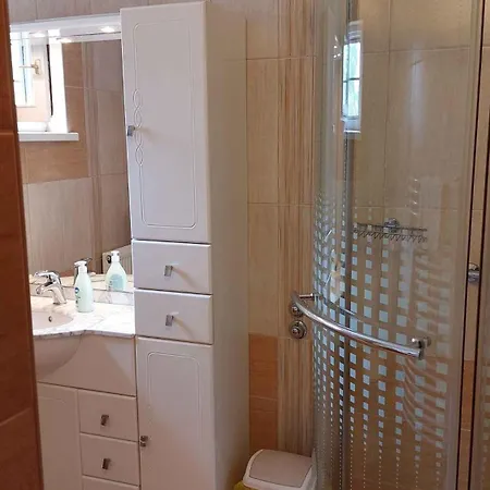 In - Theiss-see 43133 Поросло